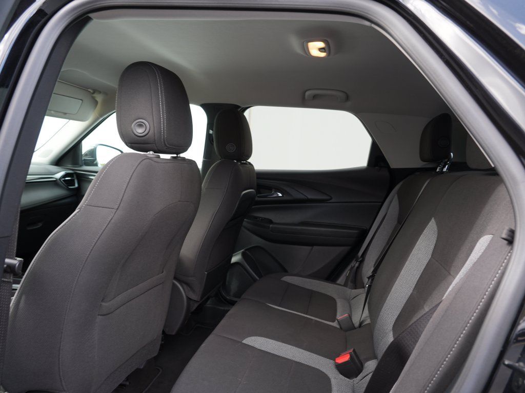 Certified 2024 Chevrolet TrailBlazer LT w/ Driver Confidence Package FWD image 18