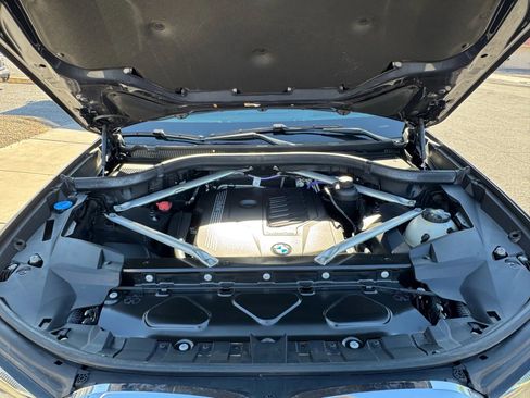 Used 2021 BMW X7 xDrive40i w/ Premium Package image 45