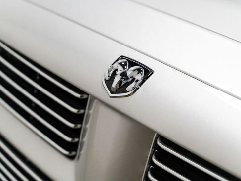 Used 2004 Dodge Ram 1500 Truck 2WD Regular Cab image 9