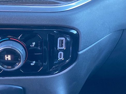 Used 2025 Chevrolet Silverado 2500 LT w/ Trail Boss Package image 13