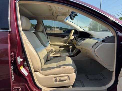 Used 2008 Toyota Avalon XLS FWD image 17