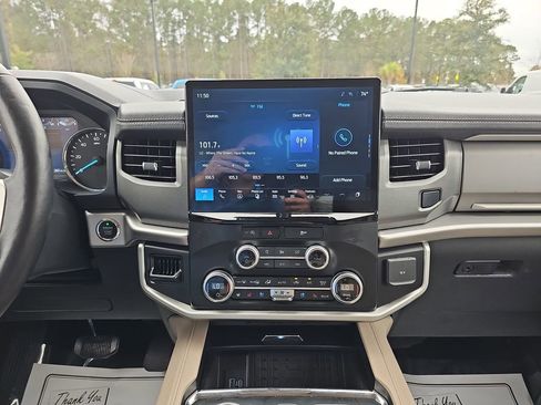 Used 2024 Ford Expedition Max XLT image 26