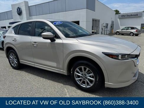 Used 2025 MAZDA CX-5 AWD 2.5 S w/ Preferred Package image 3