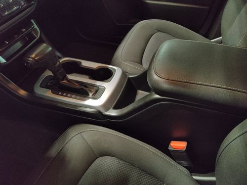 Used 2019 Chevrolet Colorado LT w/ LT Convenience Package RWD image 26