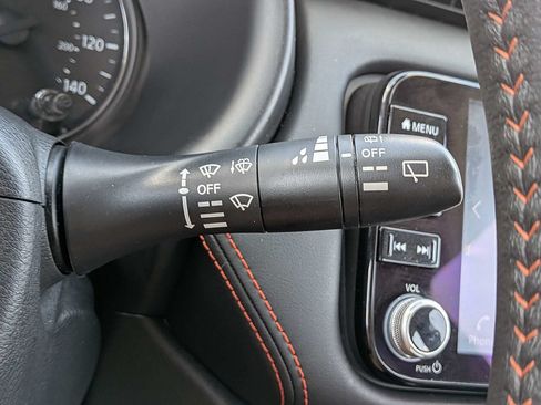 Used 2023 Nissan Kicks SR w/ SR Premium Package FWD image 33
