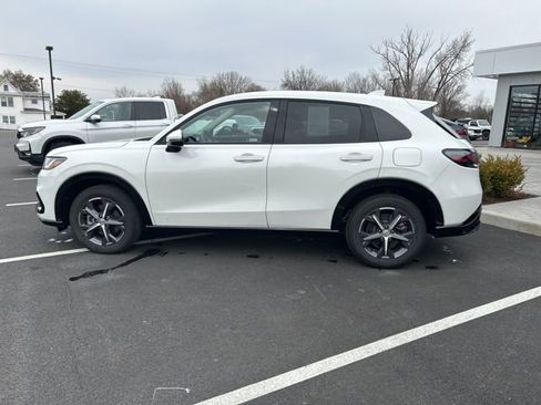 Certified 2024 Honda HR-V EX-L image 11