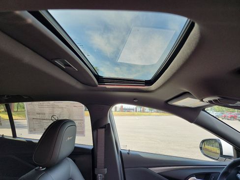 New 2026 Buick Envista Avenir FWD image 8