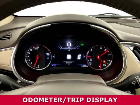 Used 2020 Chevrolet Malibu Premier FWD image 13