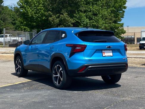 New 2026 Chevrolet Trax RS FWD image 5