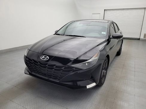 Used 2023 Hyundai Elantra Blue FWD image 15