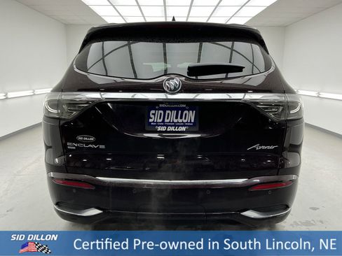 Used 2022 Buick Enclave Avenir w/ Avenir Technology Package image 5