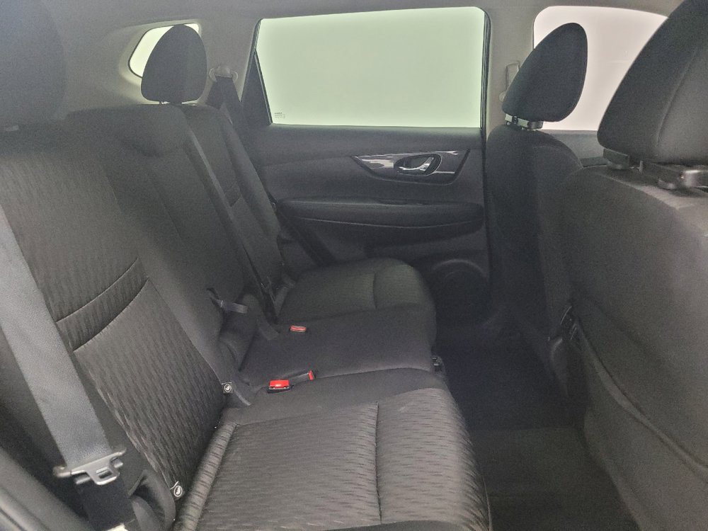 Used 2020 Nissan Rogue S w/ Special Edition Package FWD image 19