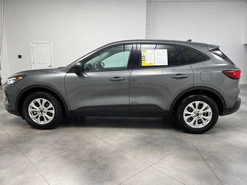 Used 2025 Ford Escape Active image 4