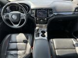 Used 2019 Jeep Grand Cherokee Overland image 3