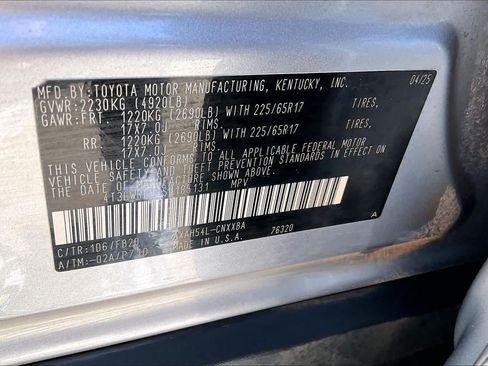 Used 2025 Toyota RAV4 LE AWD/4WD image 33
