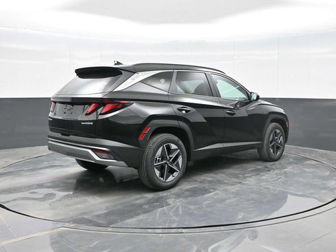 New 2026 Hyundai Tucson SEL image 8