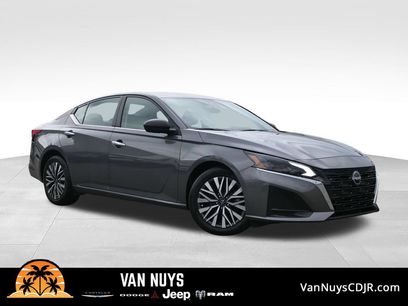 Used 2024 Nissan Altima 2.5 SV