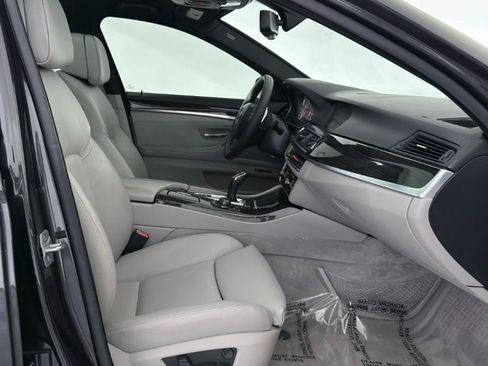 Used 2013 BMW 550i Sedan RWD image 25