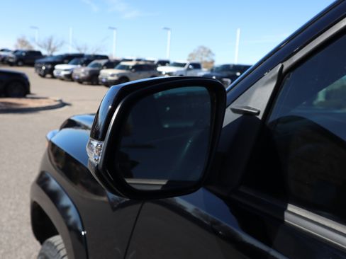 Used 2023 Toyota Tacoma TRD Sport V6 image 17