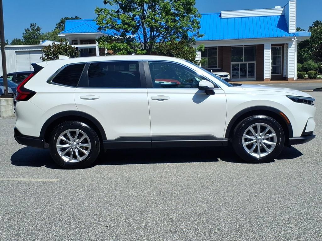 Used 2023 Honda CR-V EX-L image 3