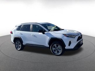 Used 2025 Toyota RAV4 LE video 2