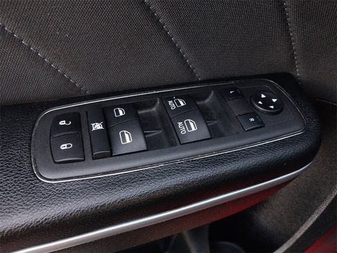 Used 2022 Dodge Charger SXT image 20