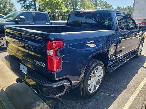 Used 2023 Chevrolet Silverado 1500 High Country AWD/4WD image 9