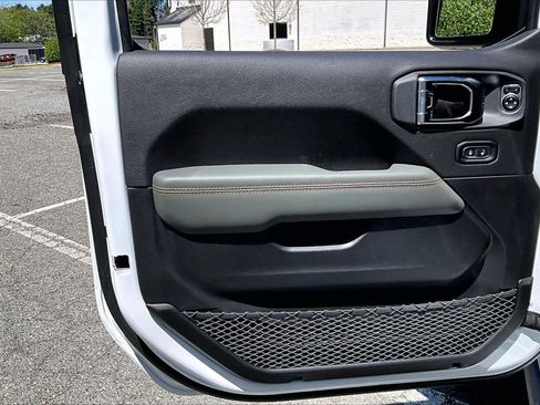 New 2026 Jeep Gladiator Mojave AWD/4WD image 25
