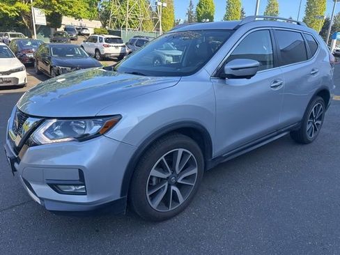 Used 2020 Nissan Rogue SL AWD/4WD image 2
