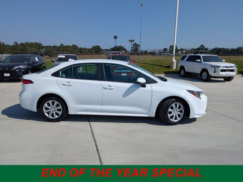 Certified 2023 Toyota Corolla LE image 8