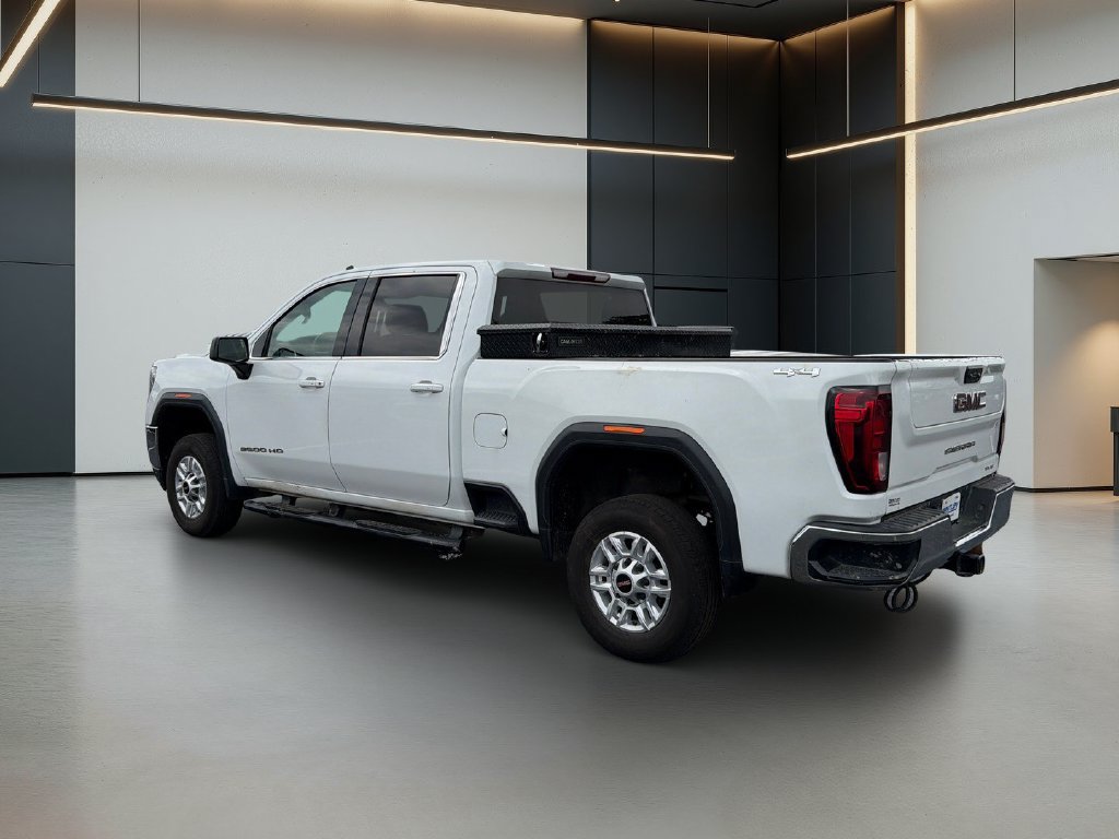 Used 2021 GMC Sierra 2500 SLE w/ SLE Value Package; AWD/4WD image 3