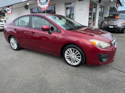 Used 2014 Subaru Impreza 2.0i Premium AWD/4WD image 4