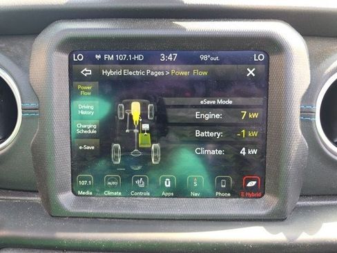 Used 2022 Jeep Wrangler Unlimited Rubicon 4xe w/ Cold Weather Group AWD/4WD image 22
