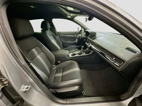 Used 2024 Honda Civic Sport image 31