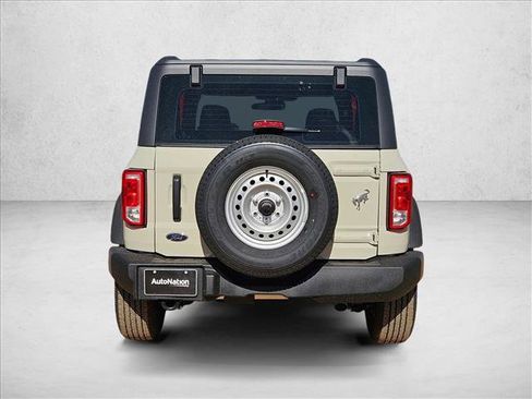 New 2025 Ford Bronco image 6