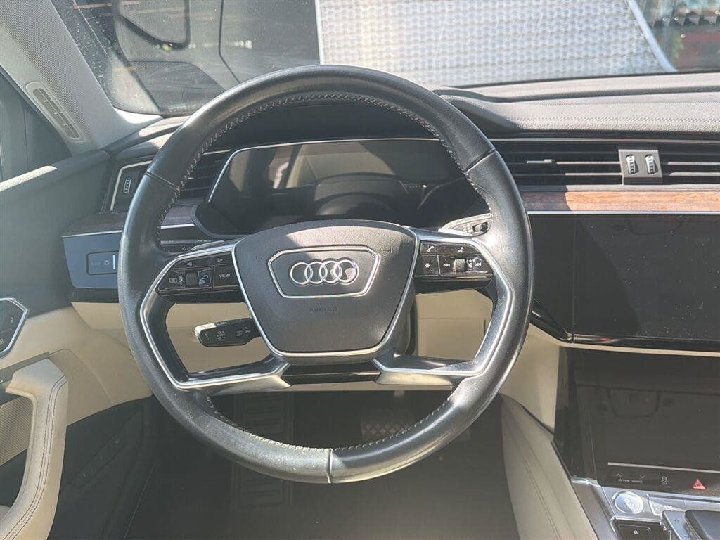 Used 2019 Audi e-tron Premium Plus AWD/4WD image 10