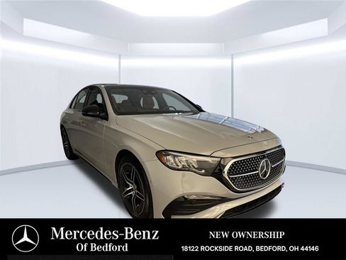 Used 2026 Mercedes-Benz E 350 4MATIC Sedan image 7