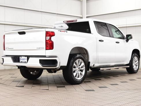 Used 2024 Chevrolet Silverado 1500 Custom AWD/4WD image 8