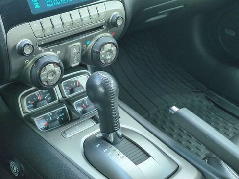 Used 2010 Chevrolet Camaro LT w/ RS Package RWD image 9