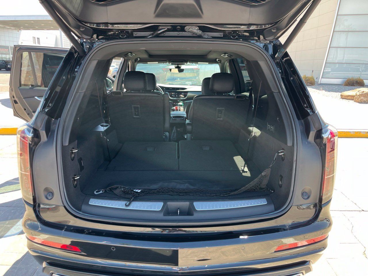 Used 2022 Cadillac XT6 Sport w/ Technology Package AWD/4WD image 11