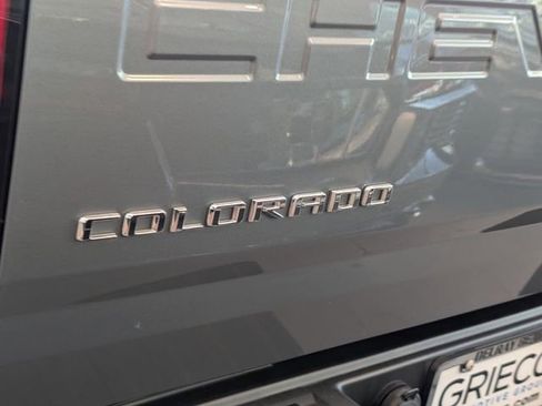 Used 2022 Chevrolet Colorado Z71 w/ Safety Package image 14