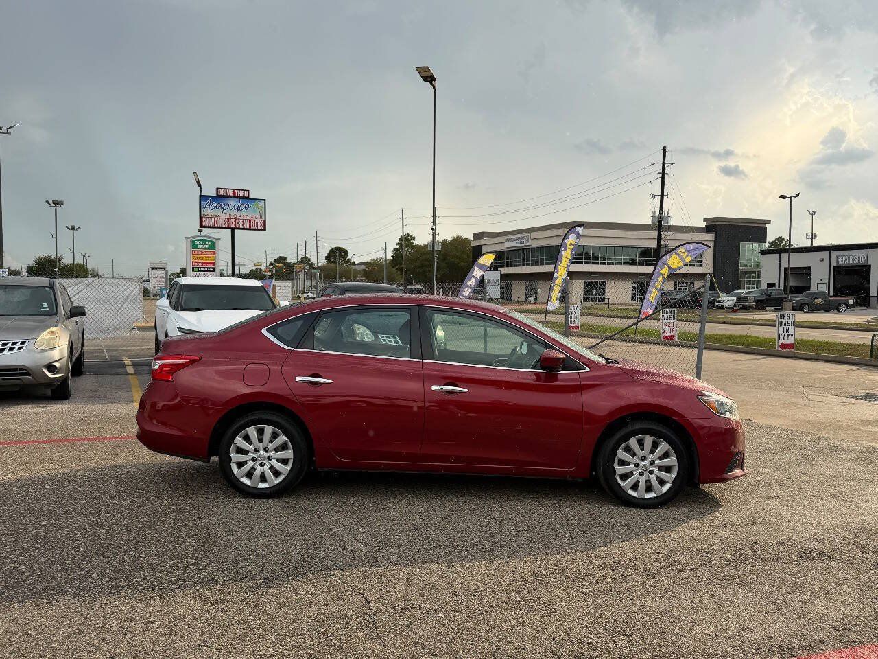 Used 2017 Nissan Sentra SV FWD image 13