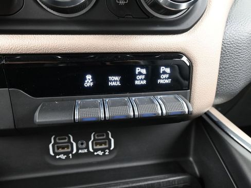 Used 2022 RAM 1500 Laramie image 28