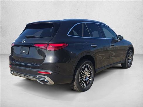Certified 2026 Mercedes-Benz GLC 300 image 2