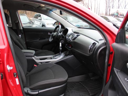 Used 2014 Kia Sportage EX image 29