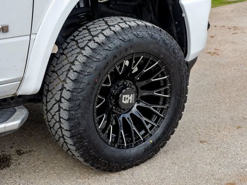 Used 2022 RAM 2500 Big Horn w/ Level 1 Equipment Group AWD/4WD image 62