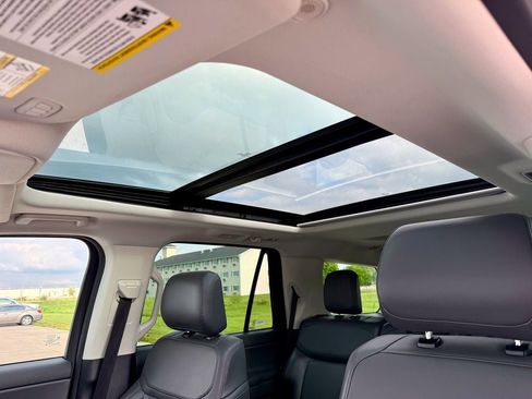 Certified 2025 Ford Expedition Active AWD/4WD image 41