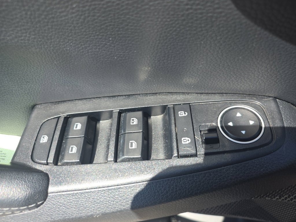 Used 2023 Kia Seltos EX AWD/4WD image 11