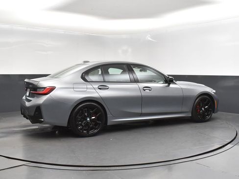 New 2026 BMW 330i Sedan w/ M Sport Package image 8