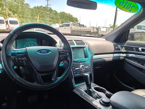 Used 2016 Ford Explorer Sport w/ Equipment Group 401A AWD/4WD image 14